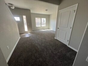 7862 Kirwin Hts in Colorado Springs, CO - Foto de edificio - Building Photo