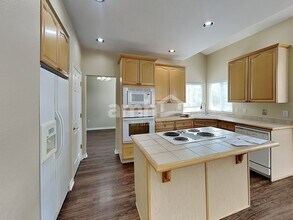 4244 Lark Sparrow St in Highlands Ranch, CO - Building Photo - Building Photo