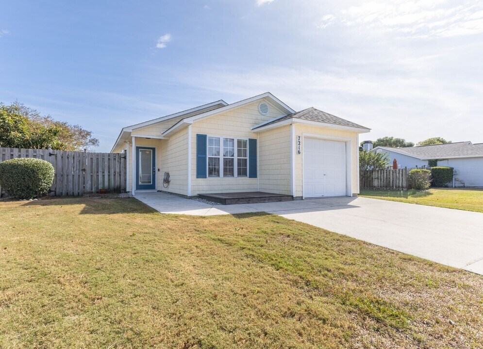 7216 Morley Ct in Wilmington, NC - Building Photo