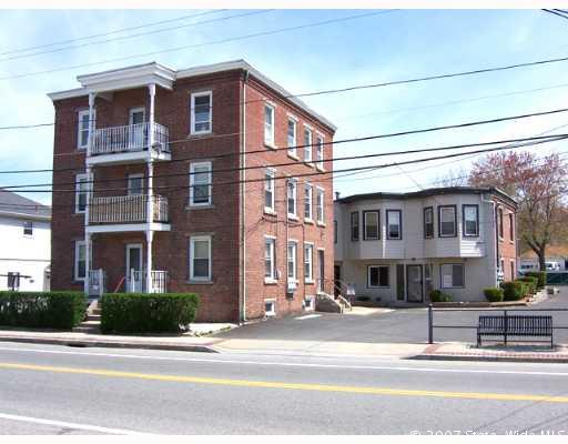 1109 Charles St in Providence, RI - Building Photo