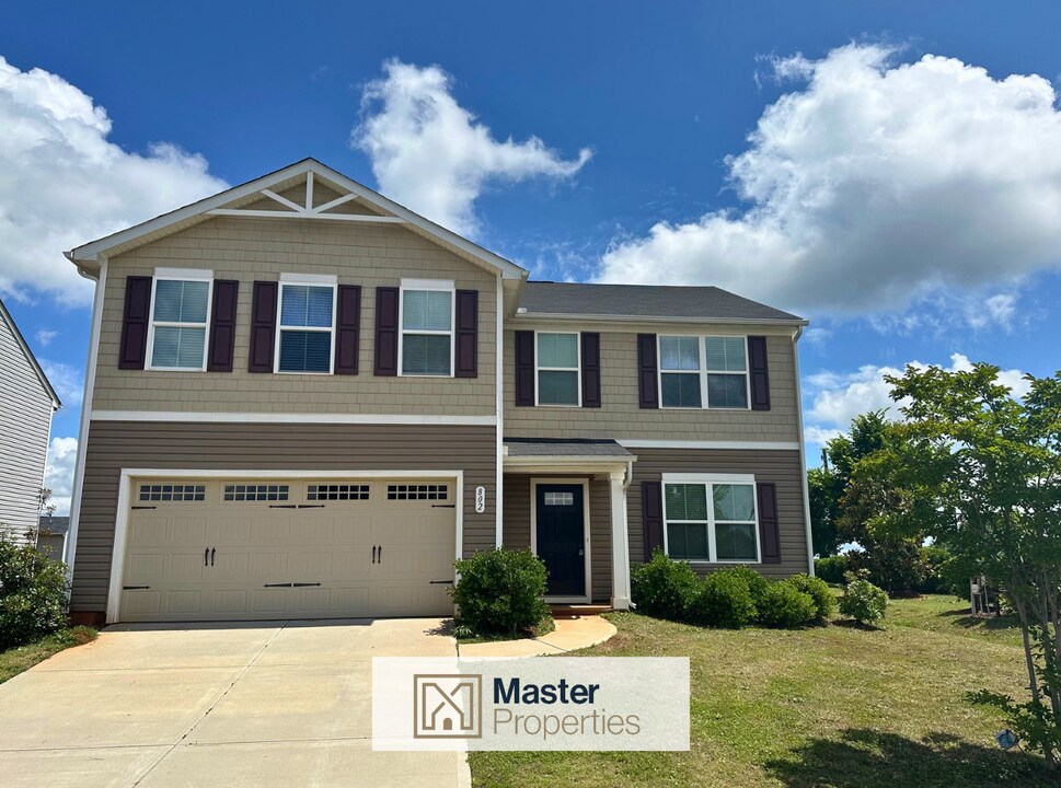 802 Effie Dr in Lyman, SC - Building Photo