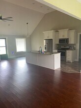 16 White Birch Dr in Jackson, TN - Foto de edificio - Building Photo