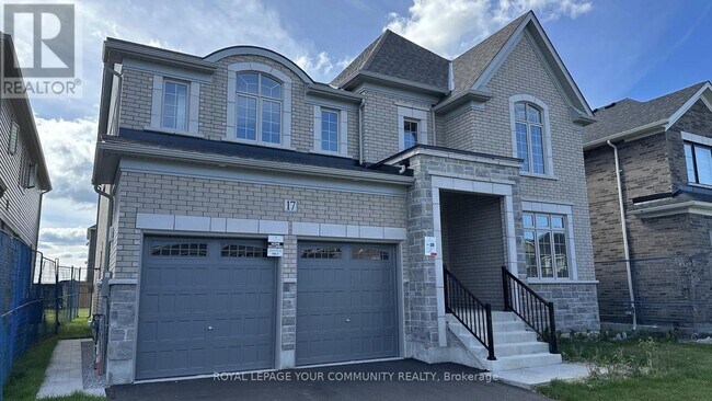 property at 17 Sandhill Cres