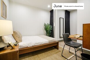 Room in Shared 3 bed/2 bath home in New York, NY - Building Photo