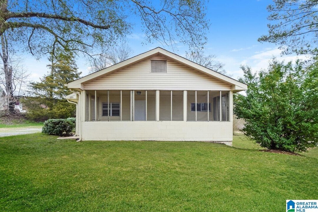 160 Joyce St in Odenville, AL - Building Photo