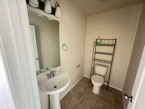 1510 Port Texas Dr in Laredo, TX - Building Photo - Building Photo