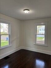 38 Roberts St in New Britain, CT - Building Photo - Building Photo