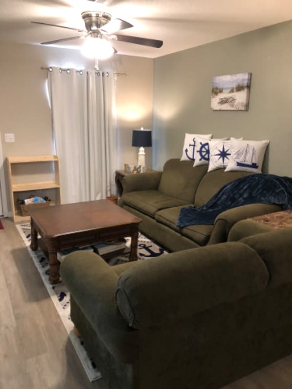 9261 N Peachtree Way