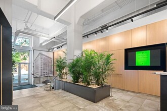2200-28 Arch St in Philadelphia, PA - Building Photo - Building Photo