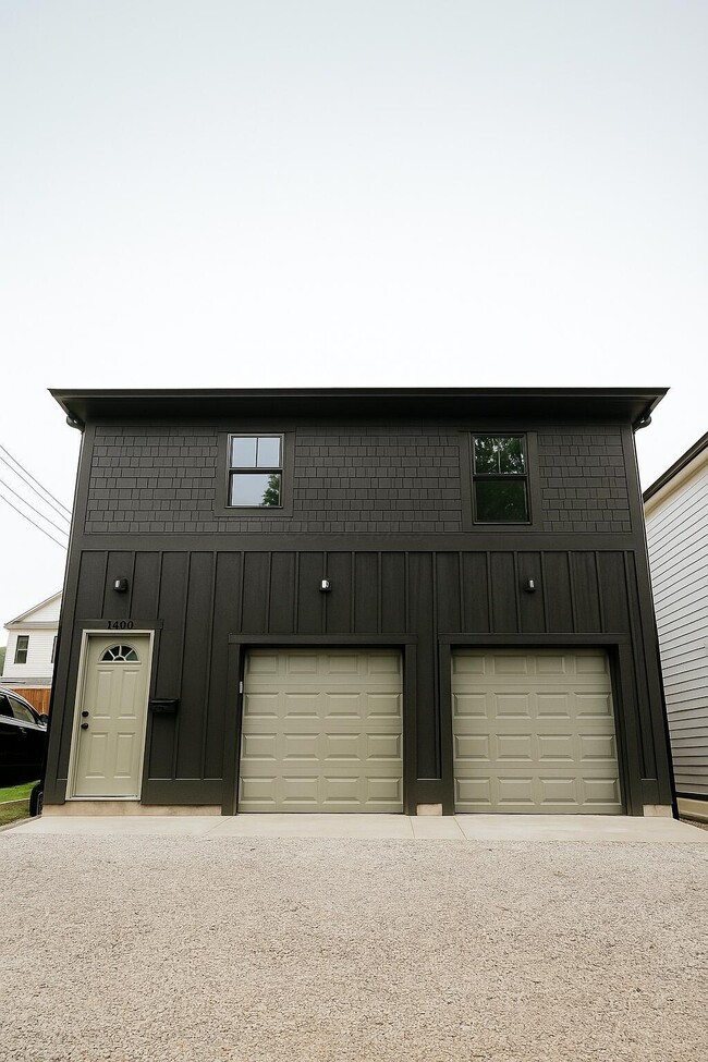 property at 1460 Hamlet St