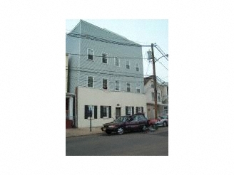 326-328 S Park St in Elizabethport, NJ - Building Photo