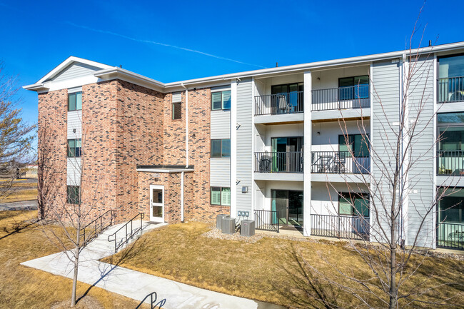 Plumwood Terrace Condominiums in Urbandale, IA - Building Photo - Building Photo