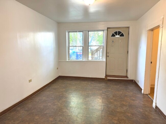 2503 N Fairfield Ave in Chicago, IL - Building Photo - Building Photo