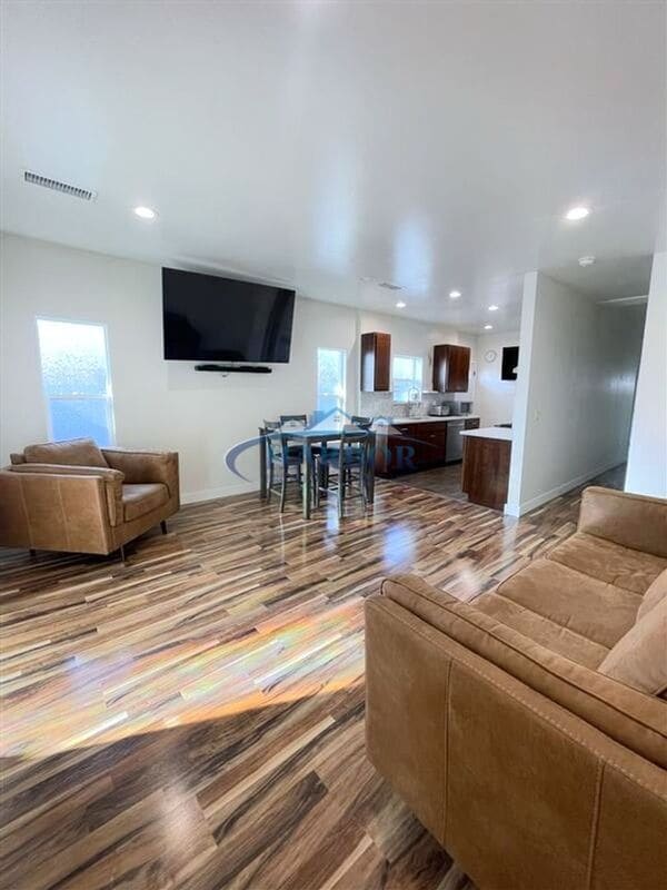 646-646 W 19th St in Los Angeles, CA - Building Photo - Building Photo