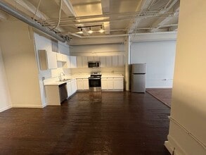 101 Crawford St in Houston, TX - Building Photo - Building Photo