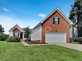 104 Windy Meadow Way in Simpsonville, SC - Building Photo