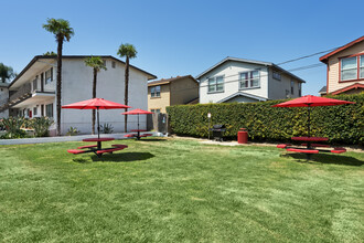 University Palms in Loma Linda, CA - Building Photo - Building Photo