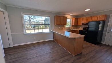 3928 Pine Line Dr in Sanford, NC - Building Photo - Building Photo