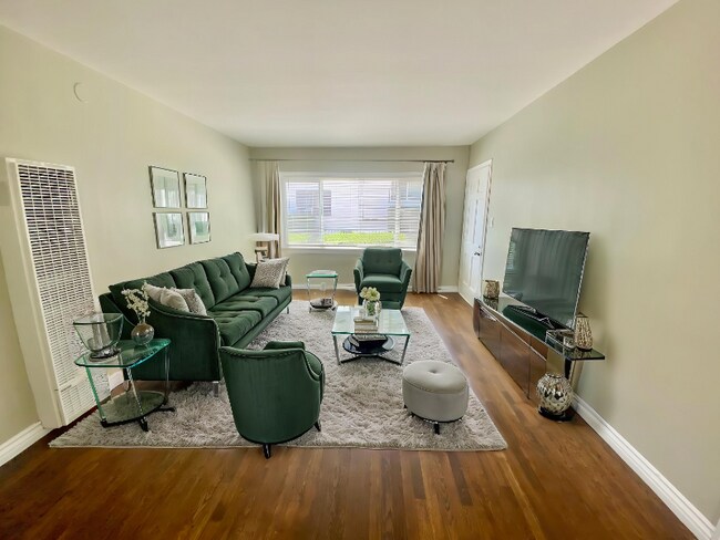 221 Union Pl in Los Angeles, CA - Building Photo - Building Photo