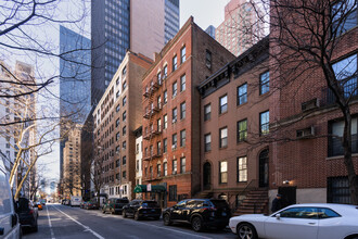 Turtle Bay Suites in New York, NY - Building Photo - Primary Photo