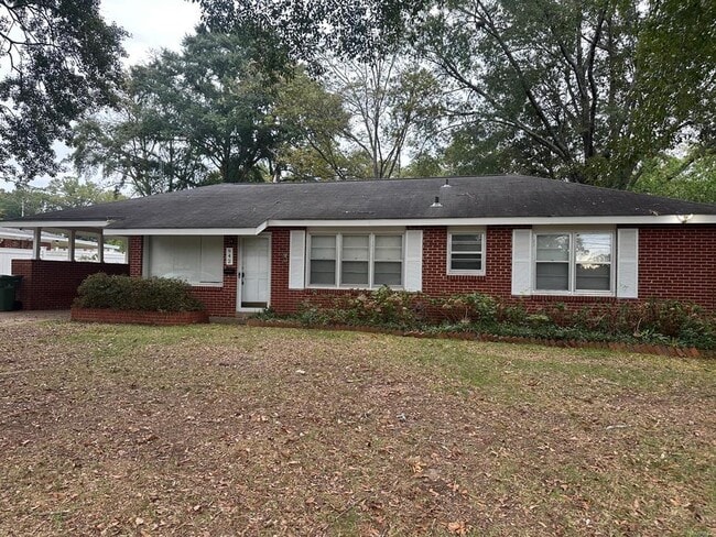 property at 942 Hillman St