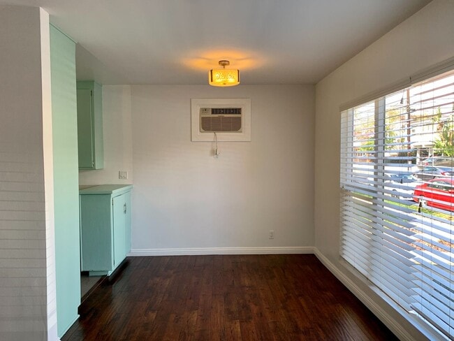 13514 Rye St in Los Angeles, CA - Building Photo - Building Photo