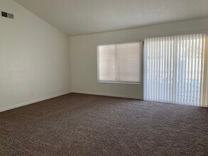4096 Autumn St in Las Vegas, NV - Building Photo - Building Photo