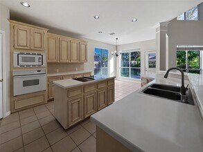 2227 Clawson Falls in Sugar Land, TX - Foto de edificio - Building Photo