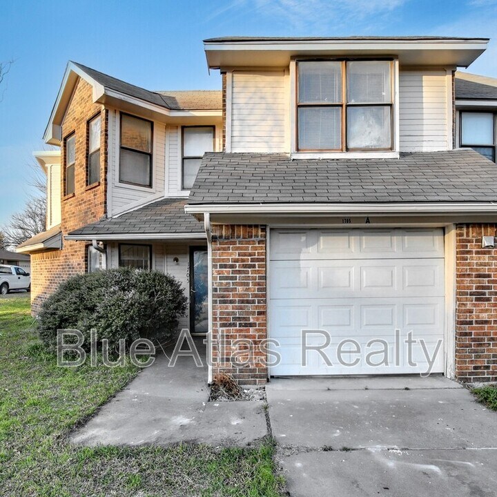 1705 La Salle Dr in Sherman, TX - Building Photo