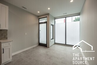 5416 W Belmont Ave in Chicago, IL - Building Photo - Building Photo