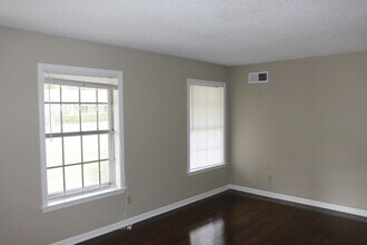 3017 Domar St in Memphis, TN - Building Photo - Building Photo