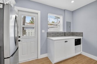 341 SE 3rd Ave in Delray Beach, FL - Building Photo - Building Photo