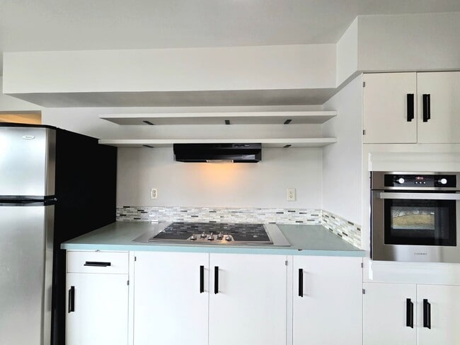 1530 Eastmont Ave in East Wenatchee, WA - Building Photo - Building Photo