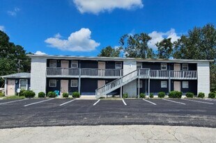 Camellia Cottages in Valdosta, GA - Building Photo