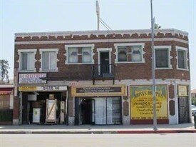 1906-1912 Cimarron St in Los Angeles, CA - Building Photo