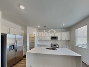 1438 Aquamarine Dr in Loganville, GA - Building Photo - Building Photo