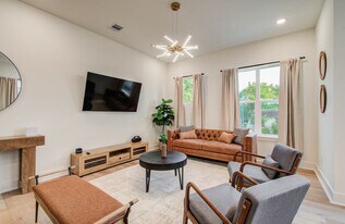 3311 Daphne St in Houston, TX - Building Photo