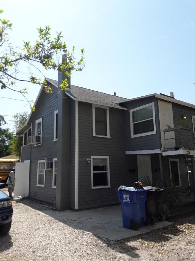 320 21st Ave S in St. Petersburg, FL - Building Photo - Building Photo