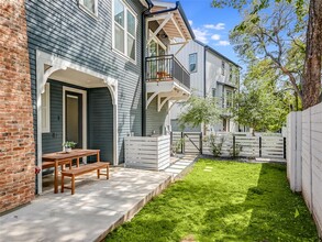3809 Valley View Rd in Austin, TX - Building Photo - Building Photo