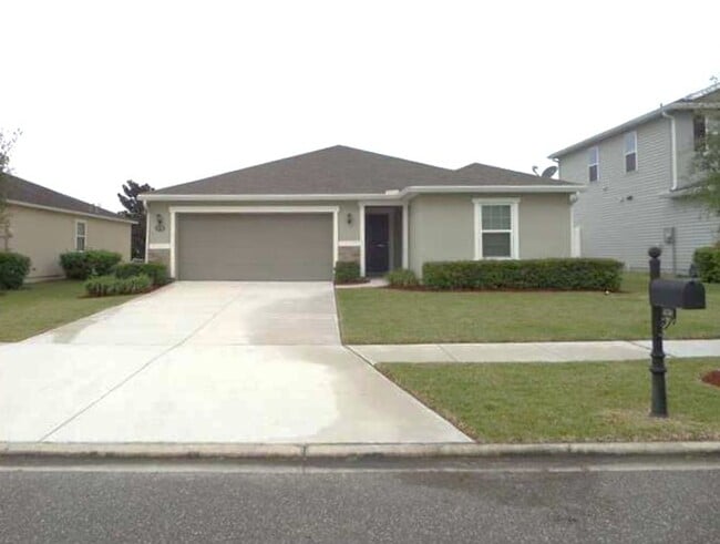 property at 4750 Creek Bluff Ln