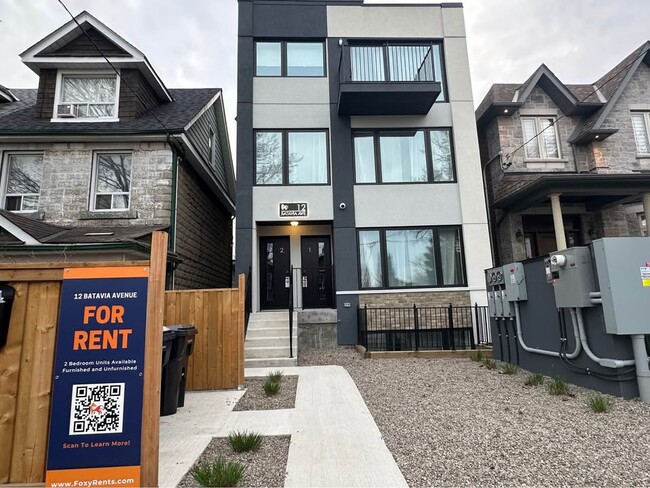 12 Batavia Av