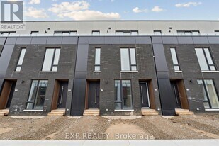 112 EVERETT Cmn in St Catharines, ON - Building Photo