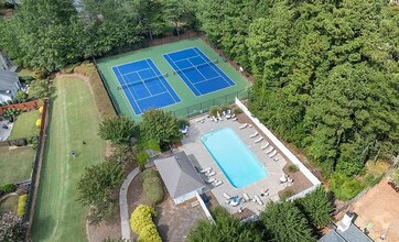 5528 Bridge Pointe Dr in Alpharetta, GA - Building Photo - Building Photo