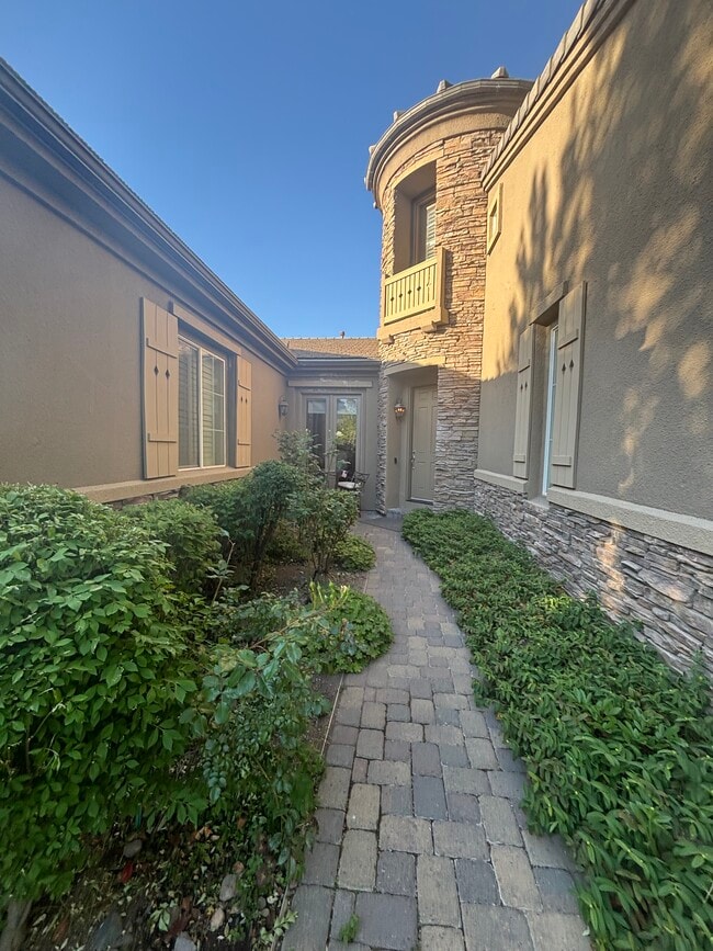 2670 Fury Ct in Reno, NV - Building Photo - Building Photo