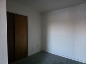 8 Main St in Chester, NY - Building Photo - Building Photo