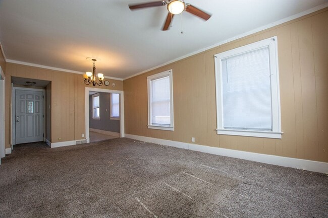 114 1/2-26-22 S 6th St in Council Bluffs, IA - Building Photo - Building Photo