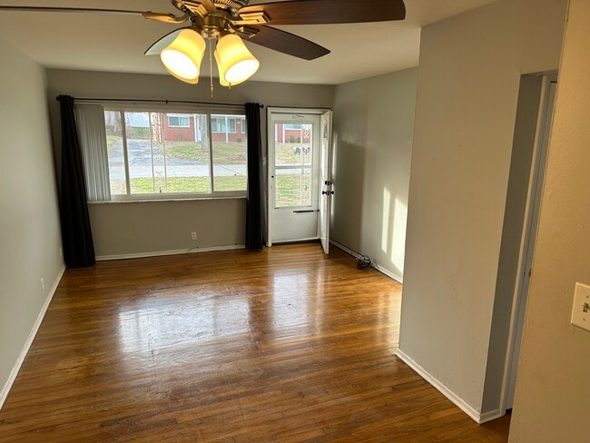 232 Solon Dr, Unit C in Ballwin, MO - Building Photo - Building Photo