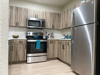 Lucciola Midtown Photo