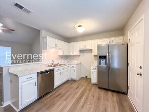 5873 Hickory Cmns in Memphis, TN - Building Photo - Building Photo