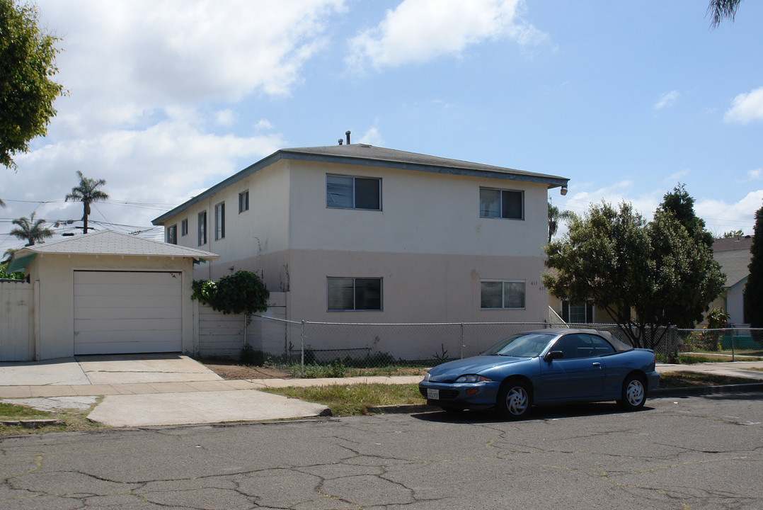 411-421 E Ave in National City, CA - Foto de edificio